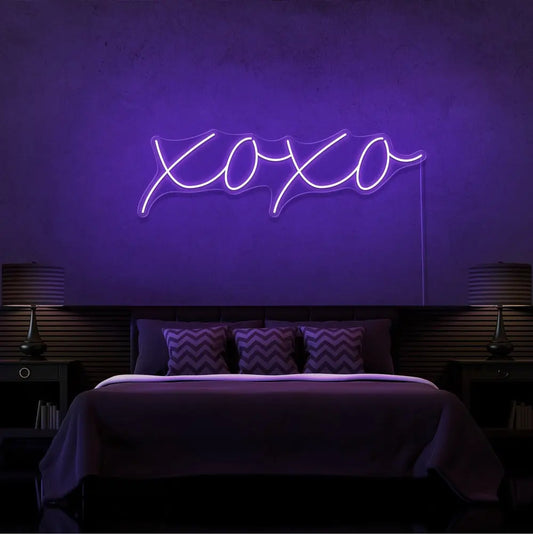 XOXO Neon Sign 𝕹𝖊𝖔𝖓 𝐏𝐚𝐫𝐚𝐝𝐲𝐬𝐞 