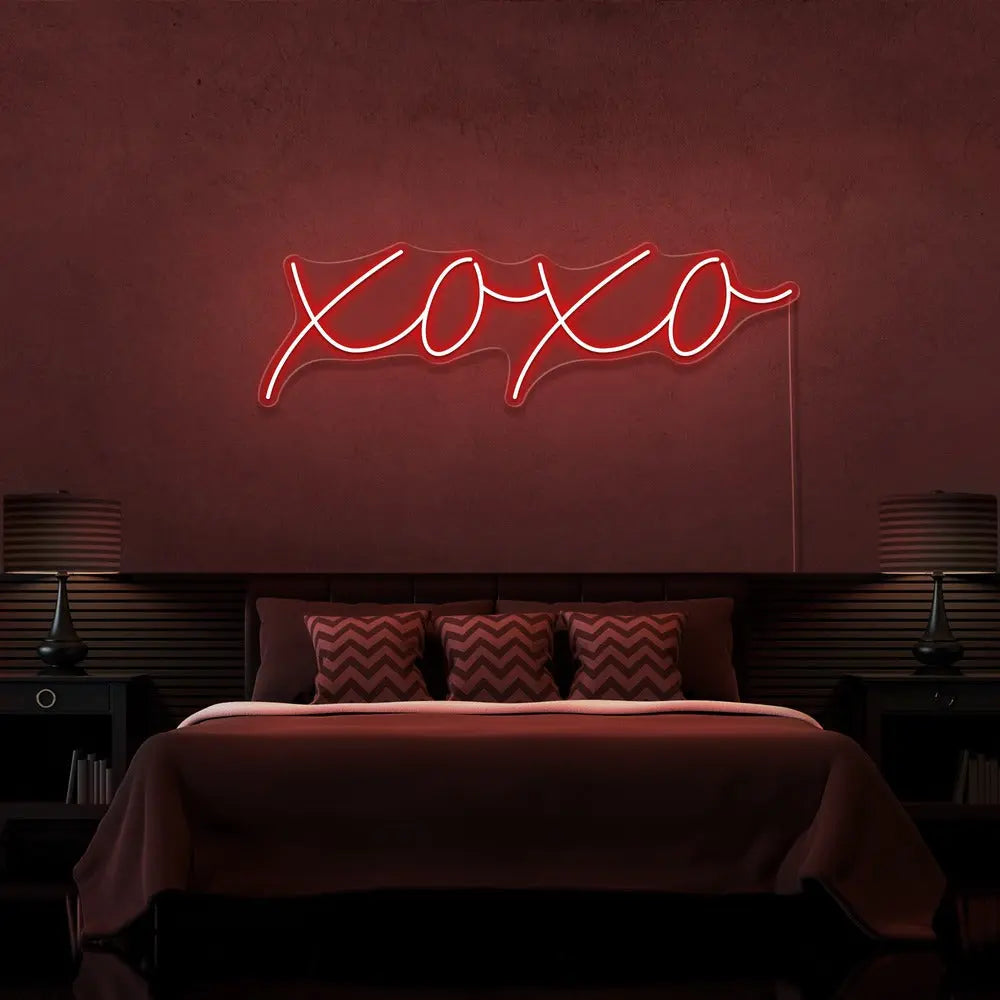 XOXO Neon Sign 𝕹𝖊𝖔𝖓 𝐏𝐚𝐫𝐚𝐝𝐲𝐬𝐞 